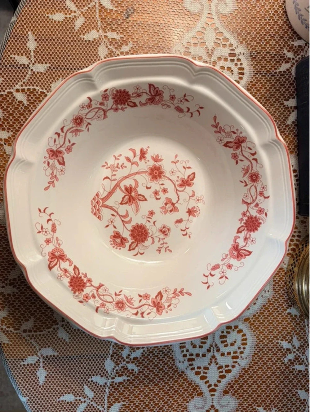 Pink Floral Ceramic Serving Bowl Scalloped Rim 11” Cottage Farmhouse